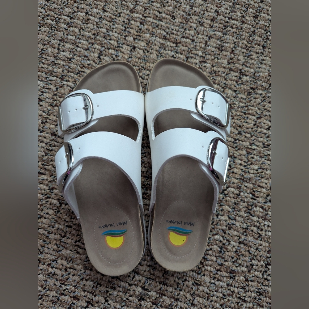 Mama Island White Sandals with Silver Buckles